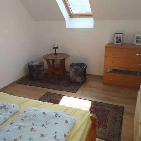 Sargarigo Vendeghaz Holiday home